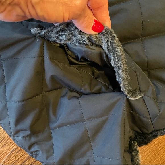 KRISTEN BLAKE BLACK/GRAY REVERSIBLE FAUX FUR VEST OUTERWEAR - Picture 6 of 12